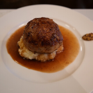 ポワソンルージュ