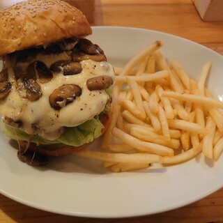 ムースヒルズバーガー