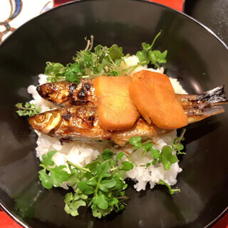 草喰 なかひがし