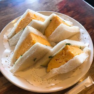 喫茶チロル