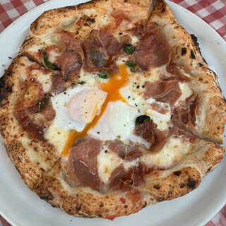 ピッツァ ケベロス