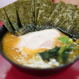 ラーメン 杉田家