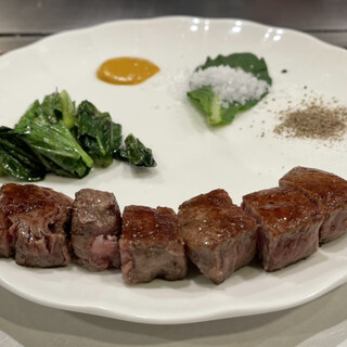 ステーキ＆ワイン オクソン