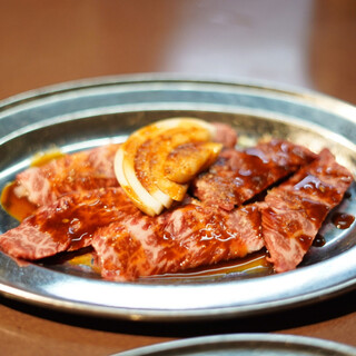 伊勢屋本店