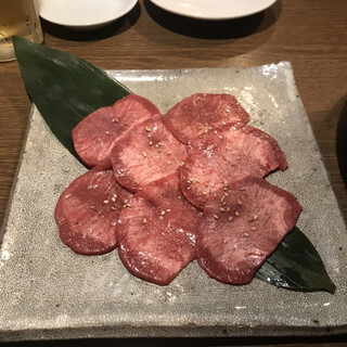 炭火焼肉 日本橋イタダキ