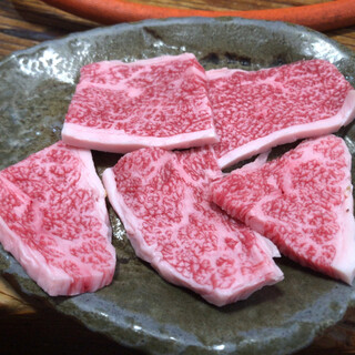 焼肉 初栄