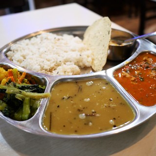 ボタ アジアンダイニングアンドバー