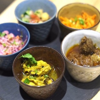 スパイスバル コザブロ