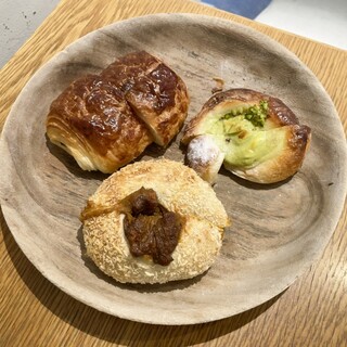 トラスパレンテ