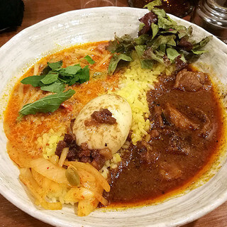 SPICY CURRY 魯珈