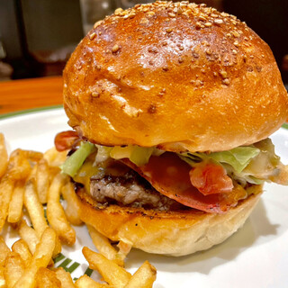 THE BURGER SHOP