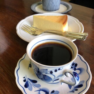 アンセーニュダングル