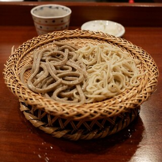 蕎麦切り 酒 大愚