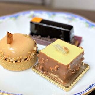 フレデリック カッセル