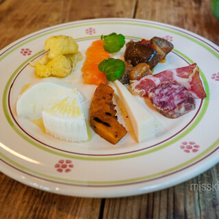 オステリア セルヴァジーナ