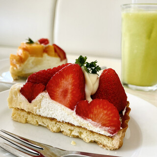 フルーツショップ青森屋