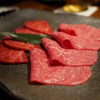 蕃 YORONIKU
