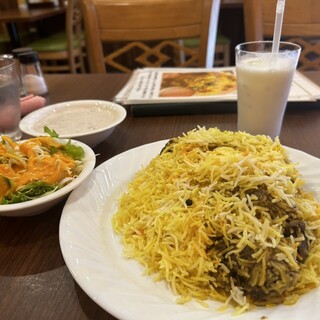 行徳ビリヤーニーハウス