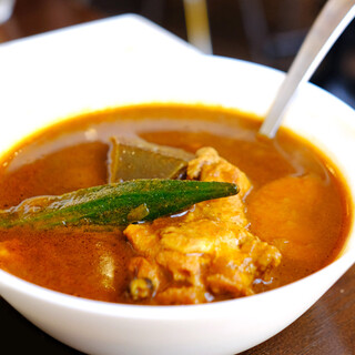 カリー＆ワイン ビストロべっぴん舎