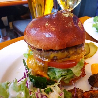 ザ・コーナー ハンバーガー＆サルーン