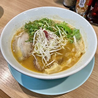 布施 細見商店