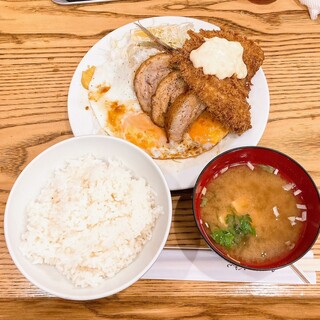 とんかつ八千代