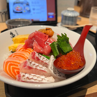 田中田式海鮮食堂 魚忠