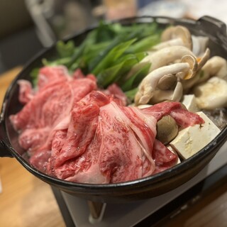 すき焼きと牛まぶし ももしき