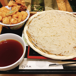 稲庭うどんとめし 金子半之助