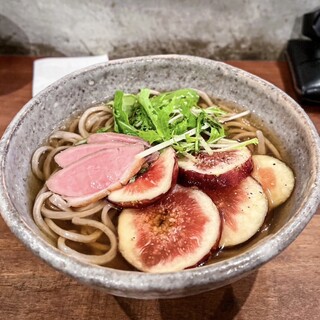 自家製粉石臼挽きうどん 青空blue