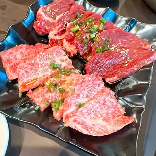 炭火焼肉 にく式