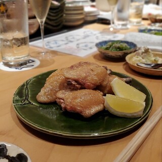 銀座呑小路やま岸