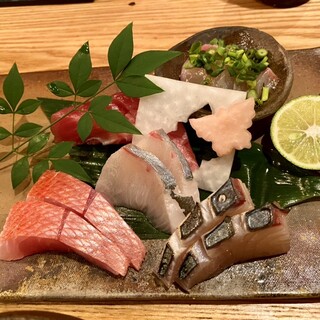 夜ノ焼魚 ちょーちょむすび