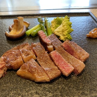 ステーキ・鉄板料理 和かな