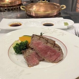 特選近江牛レストラン ティファニー