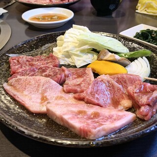 焼肉八七