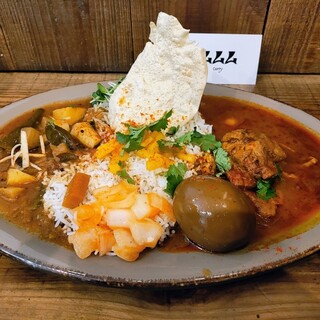 ムムムカリー