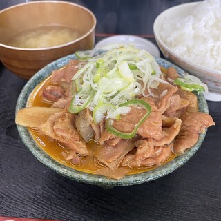もつ煮 太郎