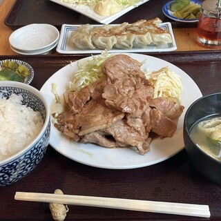 菱田屋