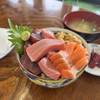 海峡荘