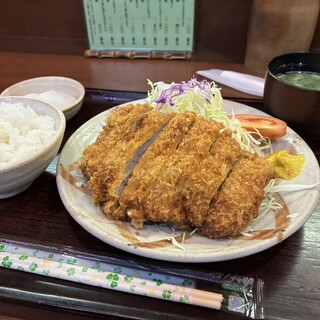 とんかつ 竹亭